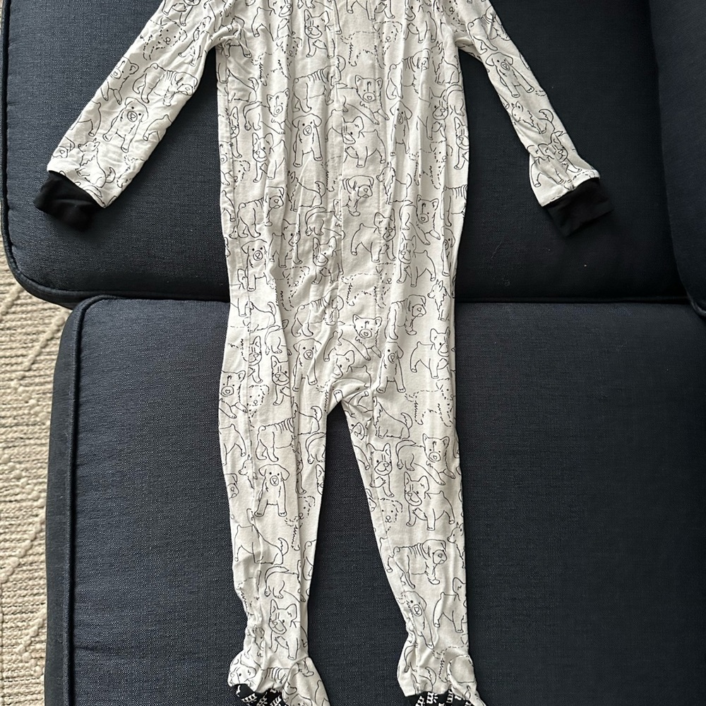 Magnetic me onesie for 9-12 months